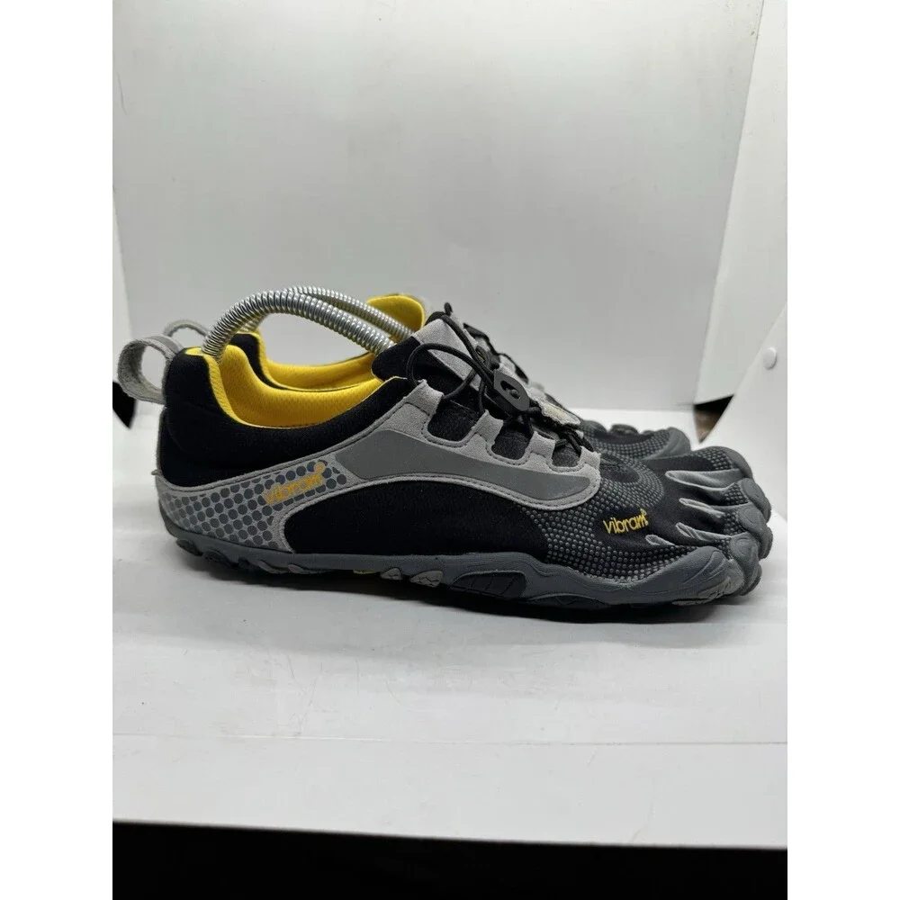 Vibram FiveFingers Mens 9.5 KSO Gray Green Multisport Shoes M145
